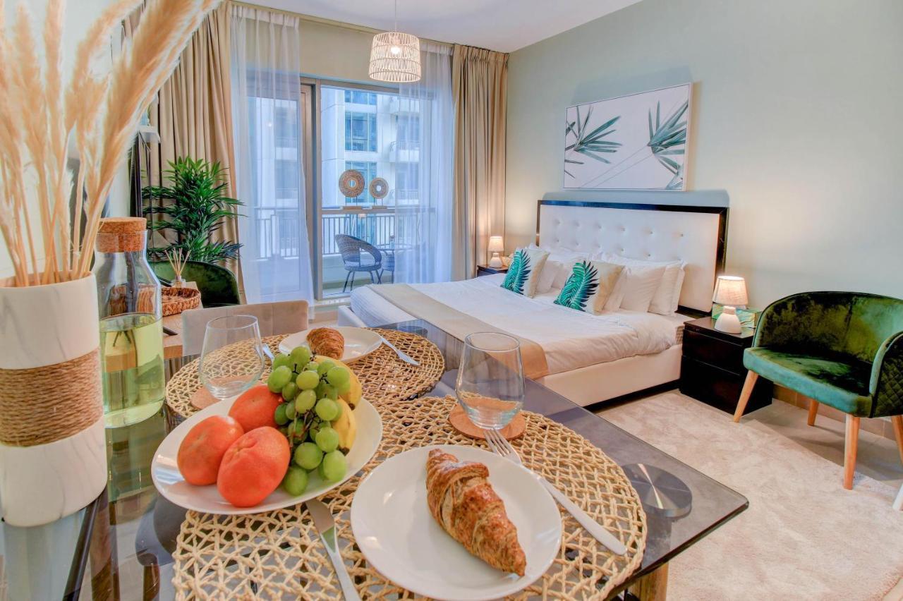 Durrani Homes - Luxurious Studio Near Dubai Mall With Pool View Exterior photo