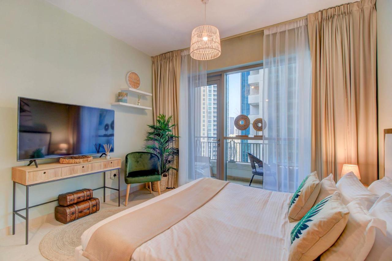 Durrani Homes - Luxurious Studio Near Dubai Mall With Pool View Exterior photo